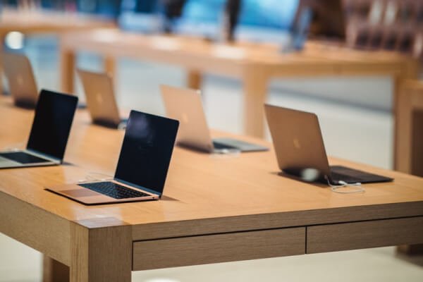 Electronic store about store image.jpg